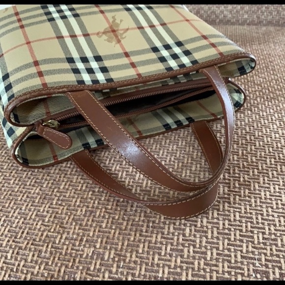 Authentic Burberry Haymarket Coated Canvas Handbag - Picture 4 of 11